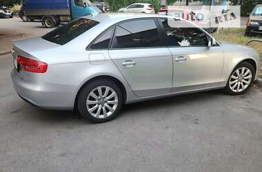 Седан Audi A4 2014 в Харкові