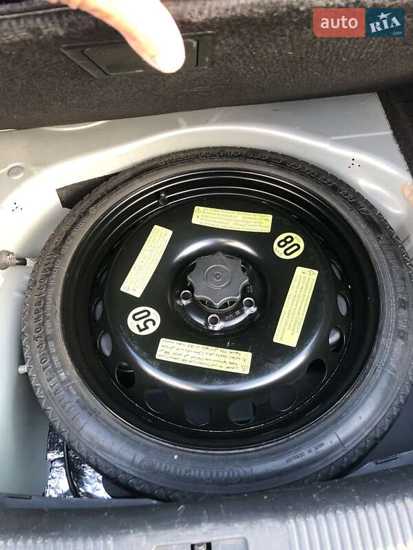 Седан Audi A4 2010 в Вышгороде