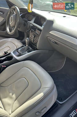 Седан Audi A4 2011 в Калуше