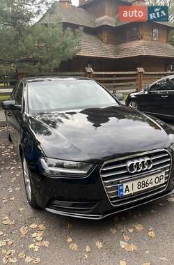 Седан Audi A4 2013 в Львове