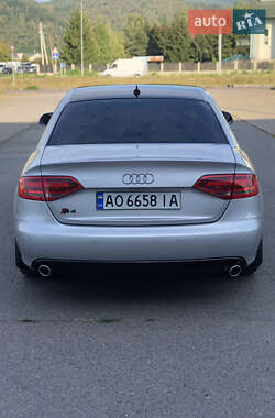 Седан Audi A4 2008 в Хусте