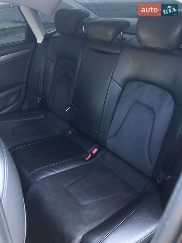 Седан Audi A4 2008 в Хусте