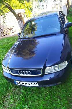 Седан Audi A4 1999 в Луцьку