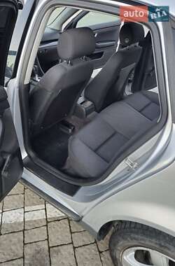 Седан Audi A4 2001 в Пустомытах