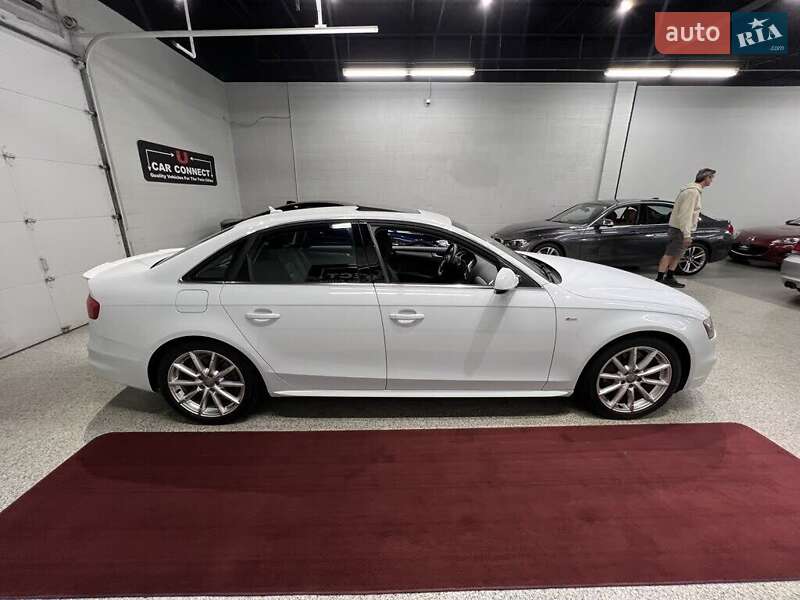 Седан Audi A4 2014 в Львове
