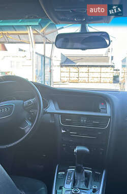 Седан Audi A4 2012 в 