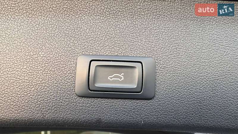 Універсал Audi A4 2014 в Львові