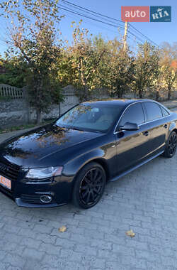 Седан Audi A4 2012 в Городку