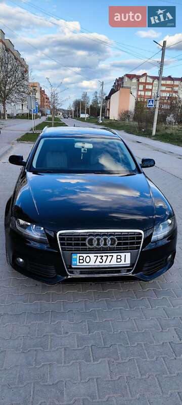 Універсал Audi A4 2010 в Чорткові
