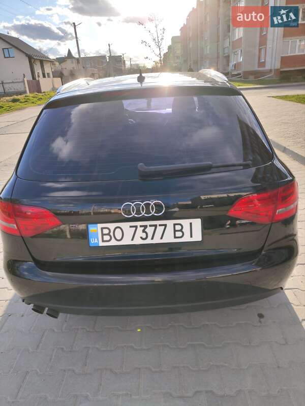 Універсал Audi A4 2010 в Чорткові