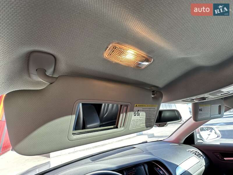 Седан Audi A4 2013 в Києві