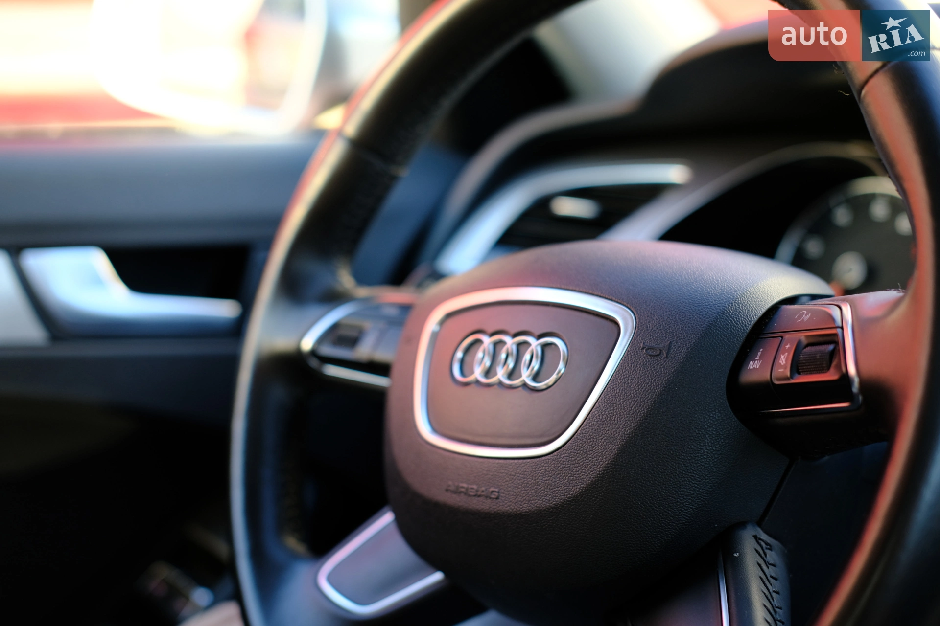 2013 Audi A4 - мініатюра 35