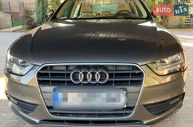 Универсал Audi A4 2014 в 