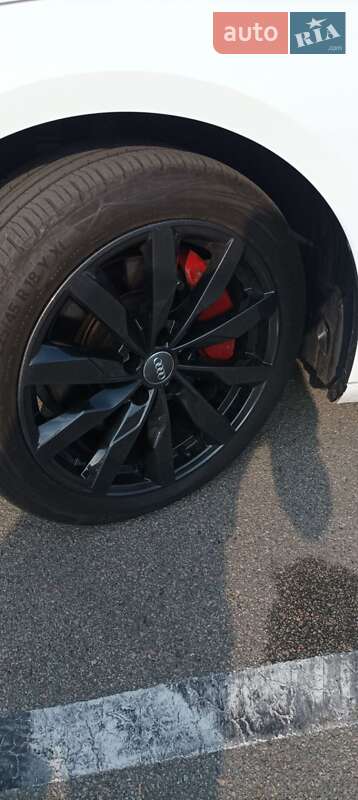 Седан Audi A4 2019 в Киеве фото 22 Седан Audi A4 2019 в Киеве