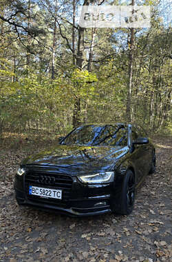 Седан Audi A4 2013 в Львові