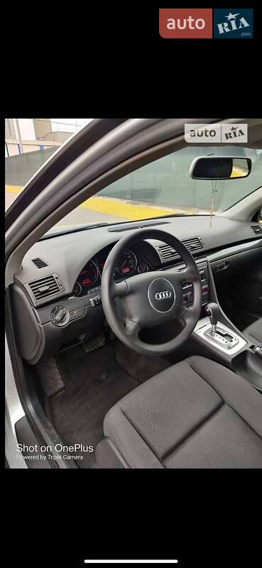 Седан Audi A4 2003 в Виноградовке