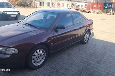 Седан Audi A4 1995 в Ивано-Франковске
