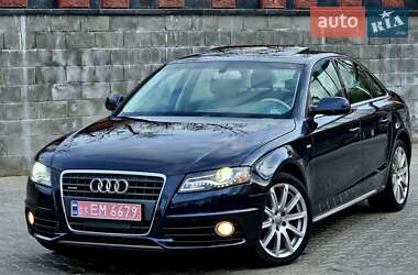 Седан Audi A4 2012 в Ровно