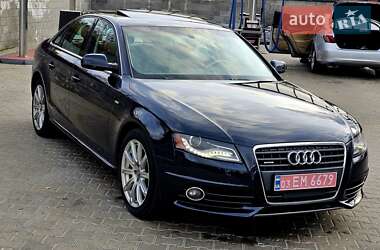 Седан Audi A4 2012 в Ровно