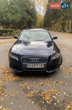 Седан Audi A4 2010 в Березане