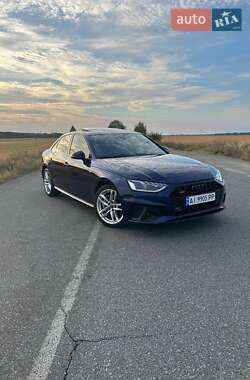Седан Audi A4 2020 в 