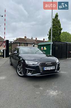 Универсал Audi A4 2017 в Пустомытах