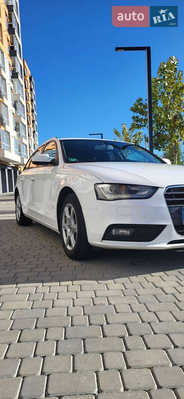 Універсал Audi A4 2012 в Вінниці