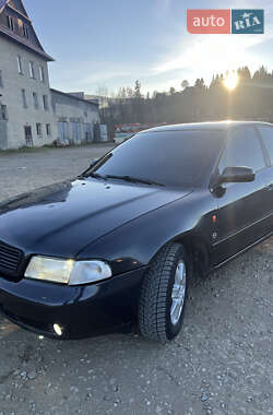 Седан Audi A4 1995 в Ворохте