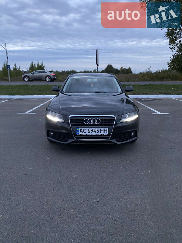 Универсал Audi A4 2010 в Луцке
