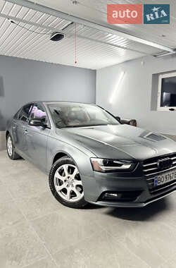 Седан Audi A4 2013 в Тернополе