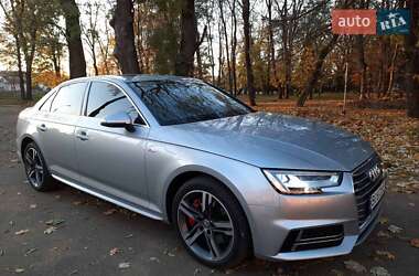 Седан Audi A4 2018 в Тернополе