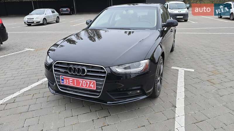 Седан Audi A4 2013 в Луцьку