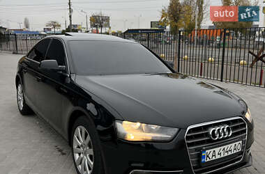 Седан Audi A4 2012 в Киеве