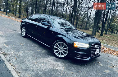 Седан Audi A4 2014 в Кременчуге