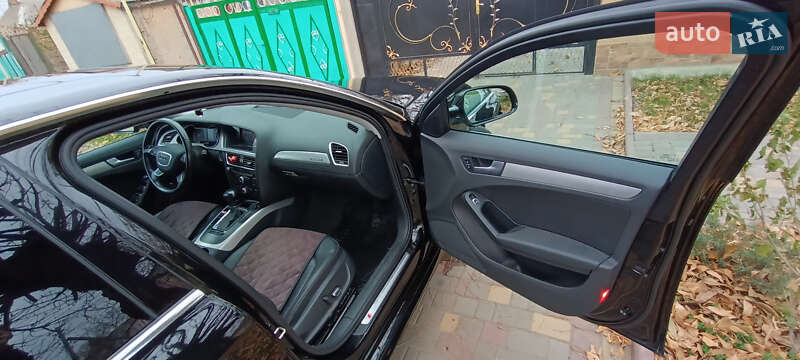 Седан Audi A4 2014 в Березівці