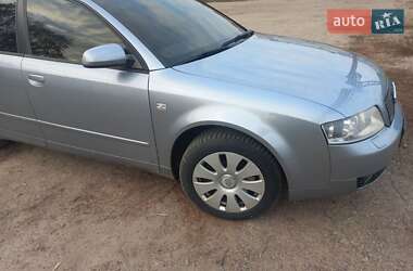 Седан Audi A4 2004 в Сумах