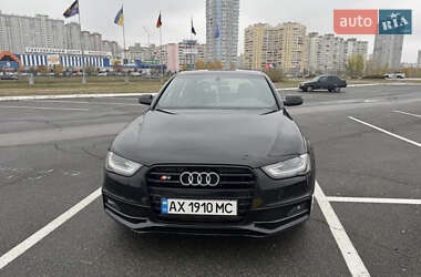 Седан Audi A4 2015 в Киеве