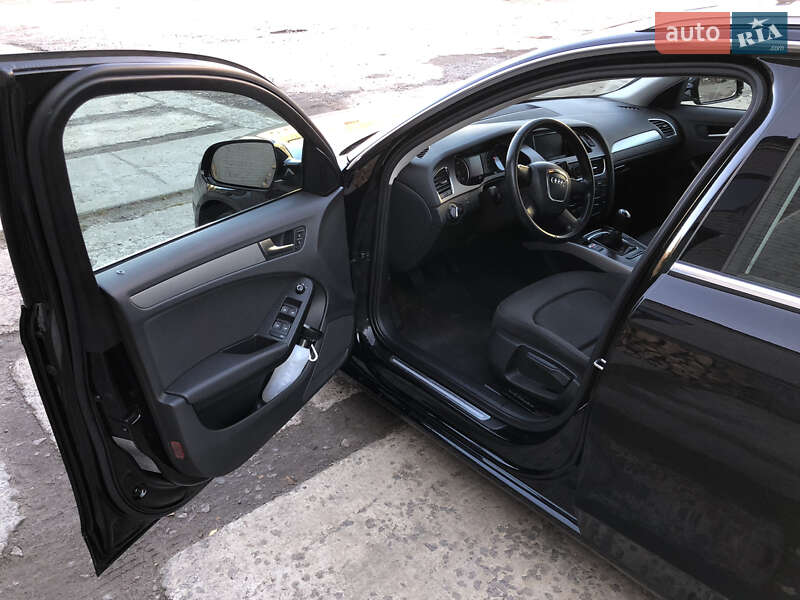 Универсал Audi A4 2009 в Львове