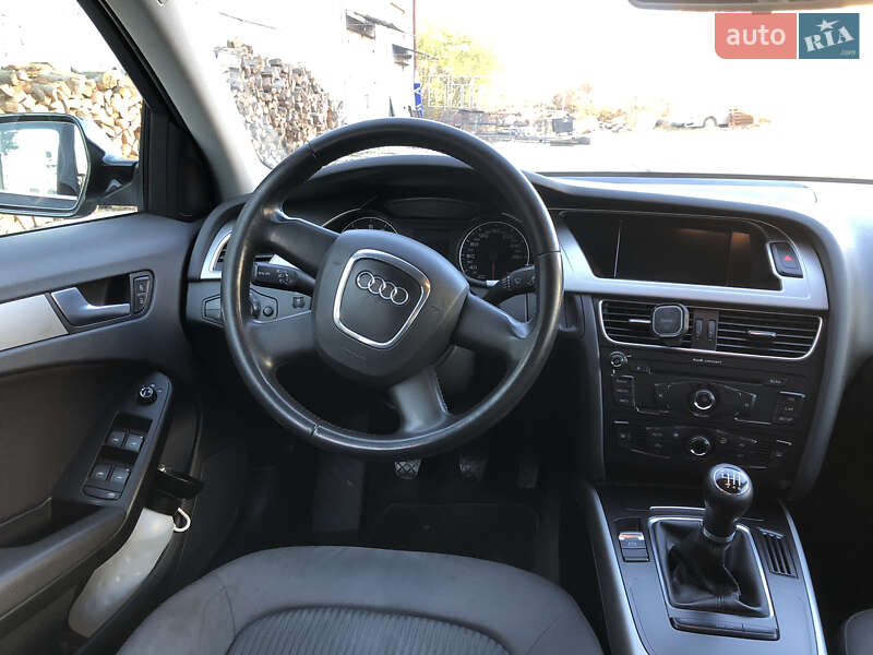 Универсал Audi A4 2009 в Львове