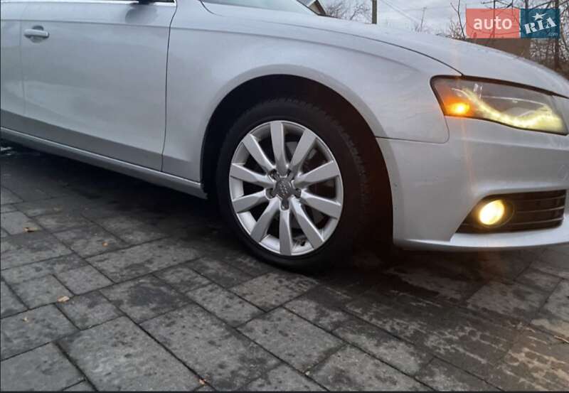 Седан Audi A4 2009 в Трускавце