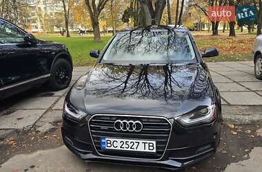 Седан Audi A4 2014 в Львове