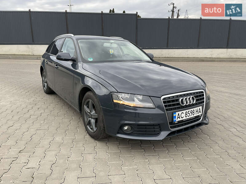 Audi A4 2011