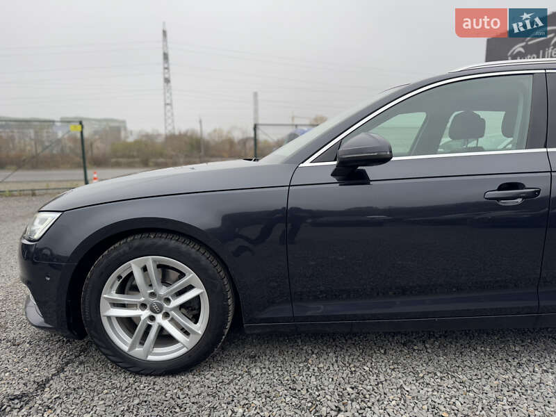 Универсал Audi A4 2019 в Мукачево