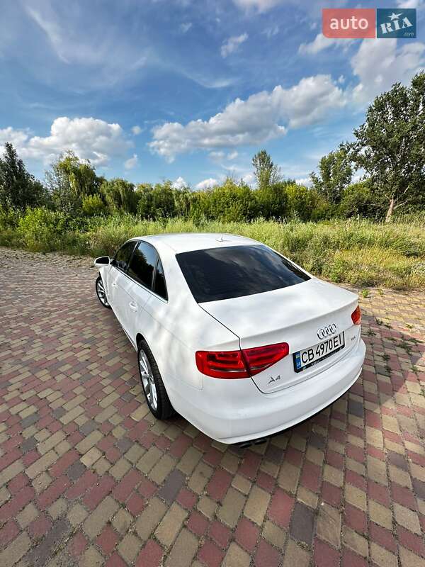 Седан Audi A4 2012 в Славянске
