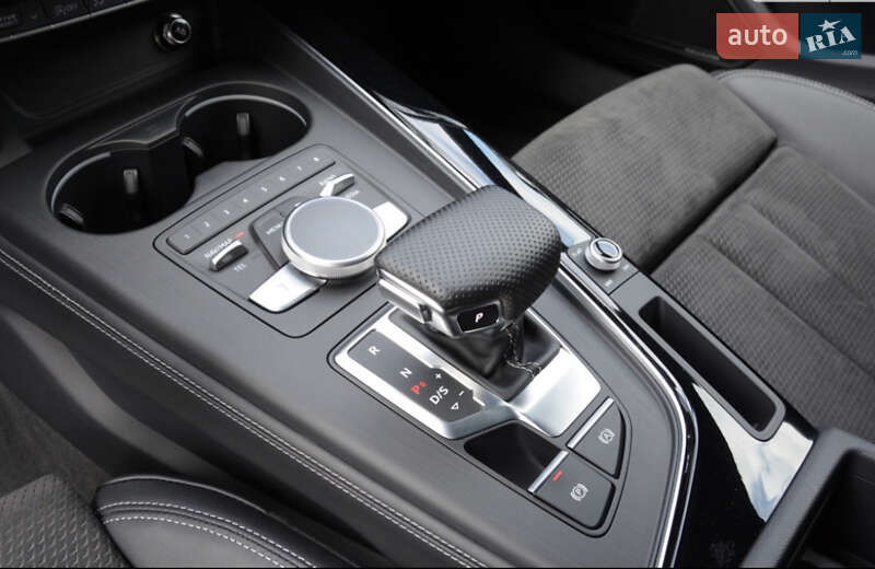 Универсал Audi A4 2019 в Львове