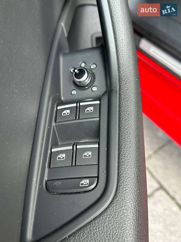 Универсал Audi A4 2019 в Львове