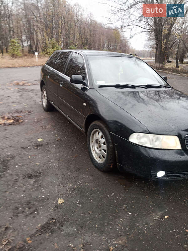 Универсал Audi A4 1999 в Харькове