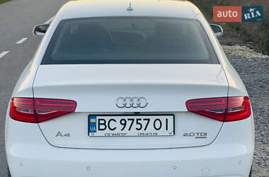 Седан Audi A4 2014 в Львові