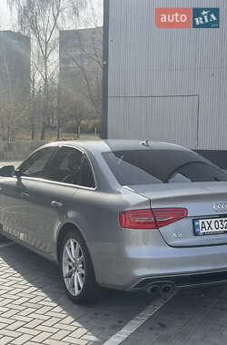 Седан Audi A4 2015 в Кременчуге