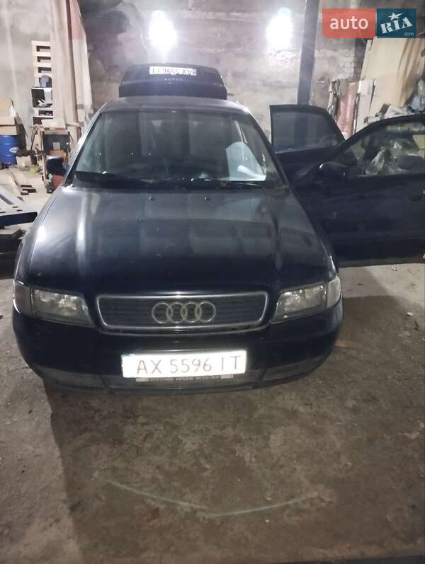 Седан Audi A4 1996 в Харкові
